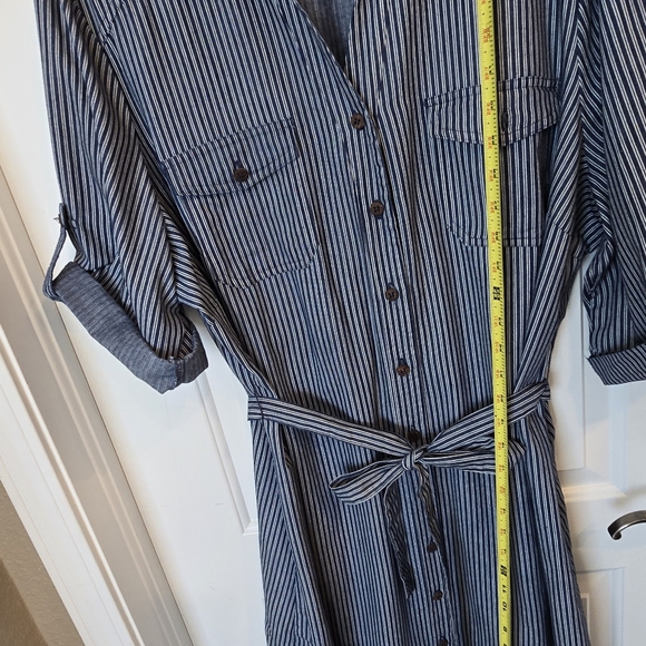 Vintage Retro-chic style denim look striped button front dress - 3X - Picture 8 of 9